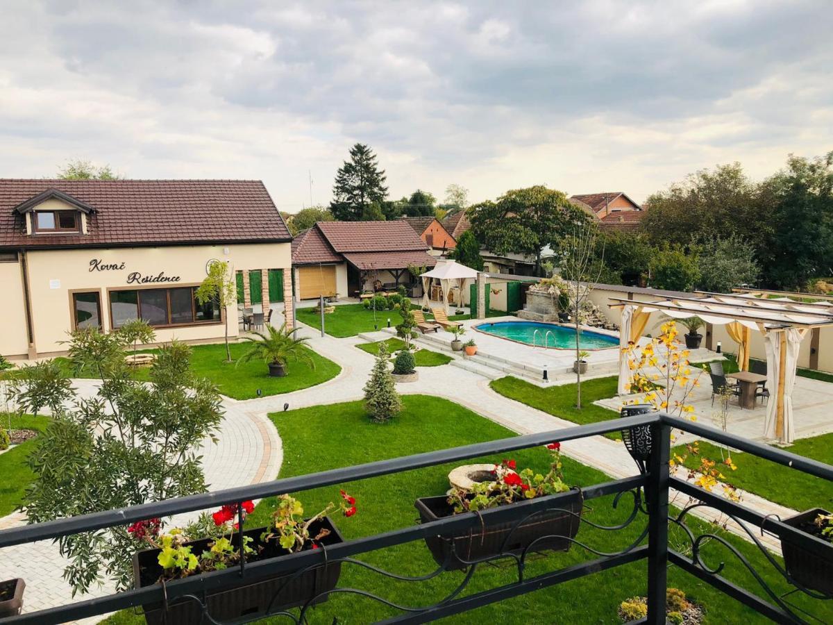 Kovac Residence Зренянин Екстериор снимка