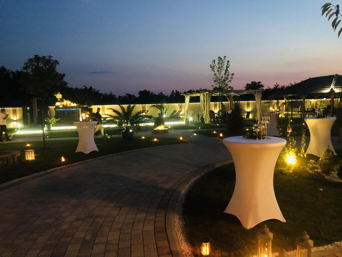 Kovac Residence Зренянин Екстериор снимка