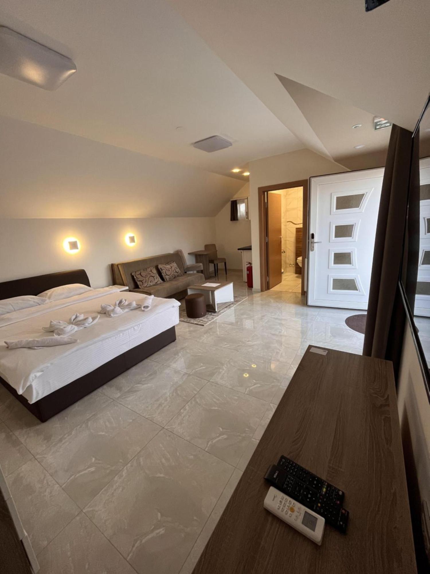 Kovac Residence Зренянин Екстериор снимка