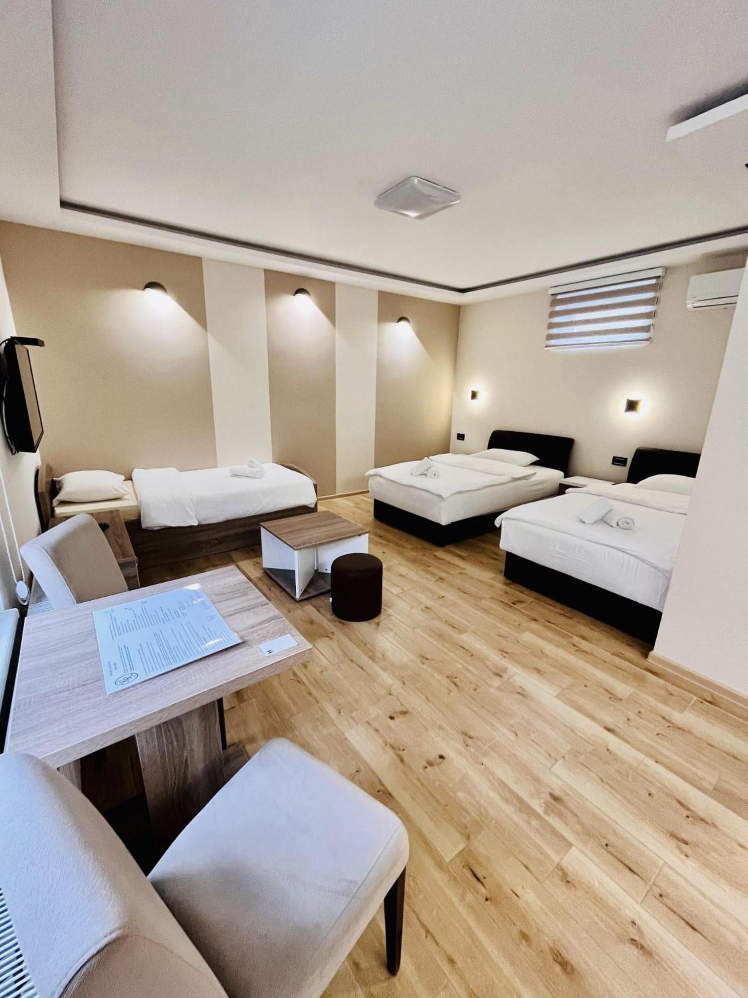Kovac Residence Зренянин Екстериор снимка
